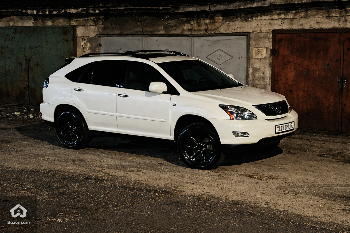 Lexus RX350 - image 1