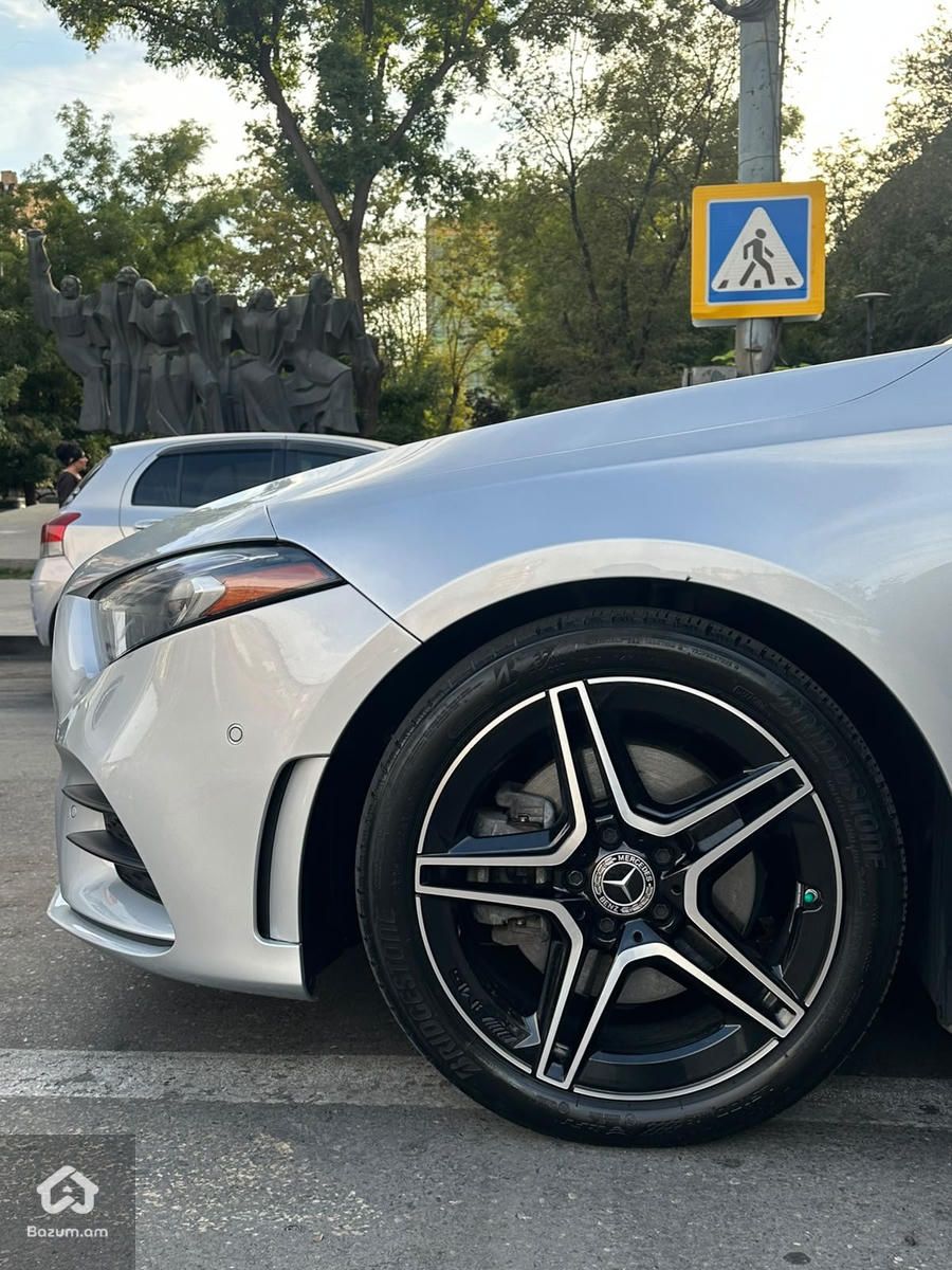 Mercedes-Benz A 220 AMG - image 5