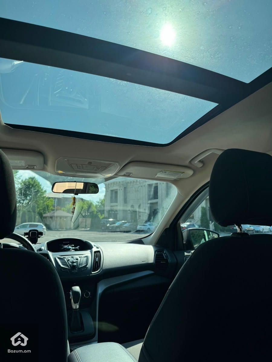 Ford Escape 2015 - image 9