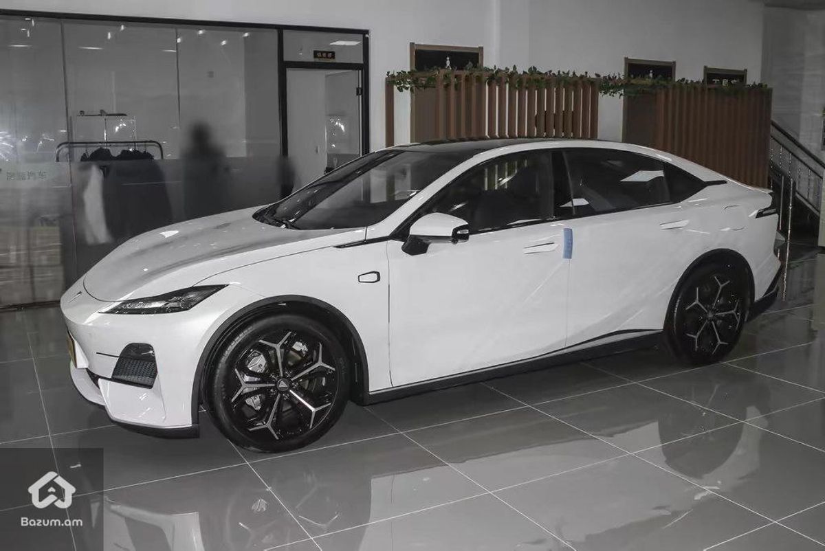 Changan Deepal SL03 - image 4