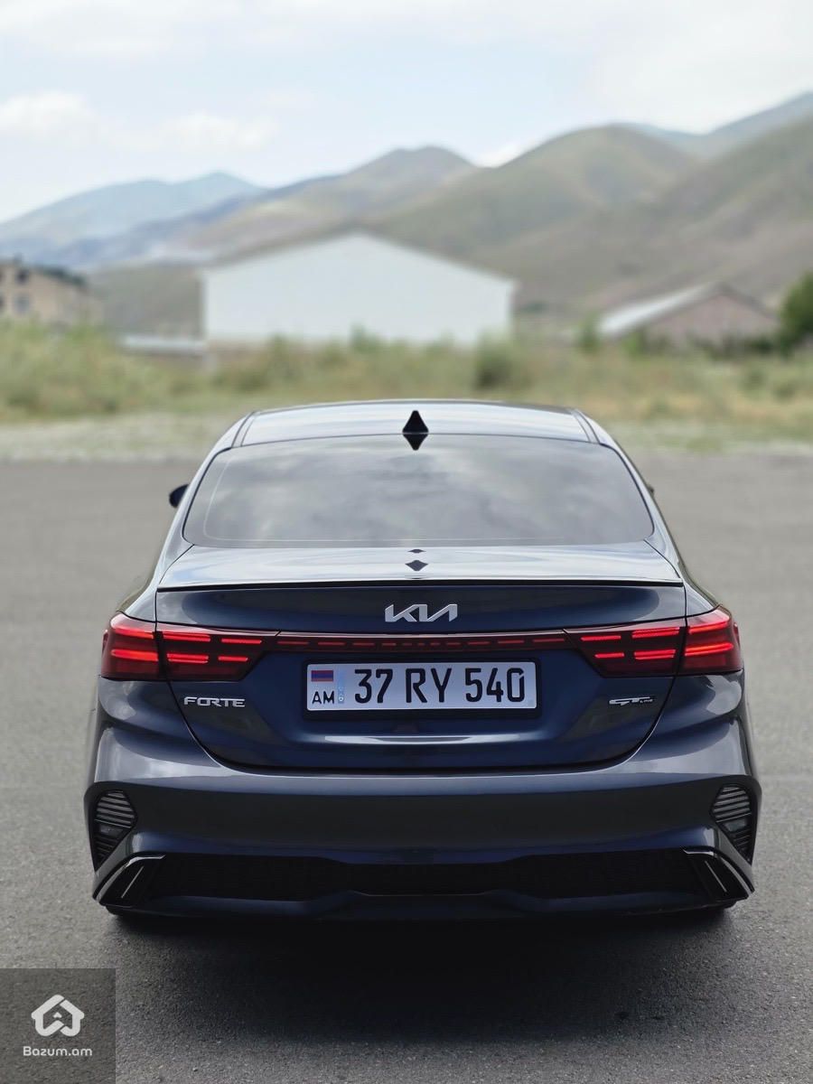 Kia Forte 2022 - image 4