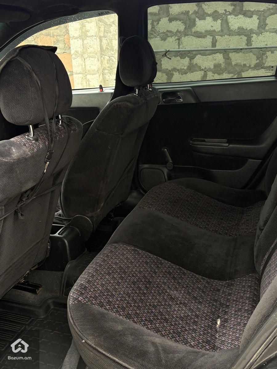 Opel Astra 2000 - image 11