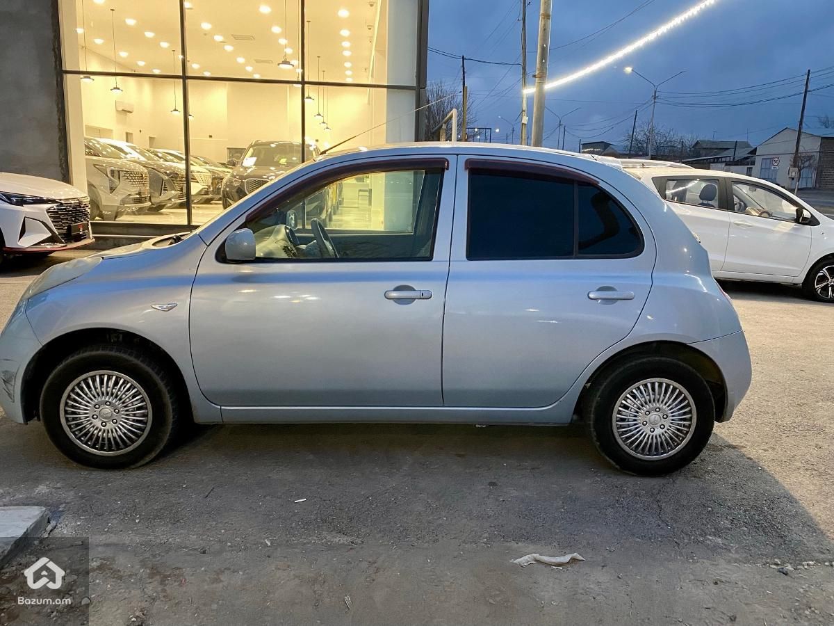 Nissan - image 1
