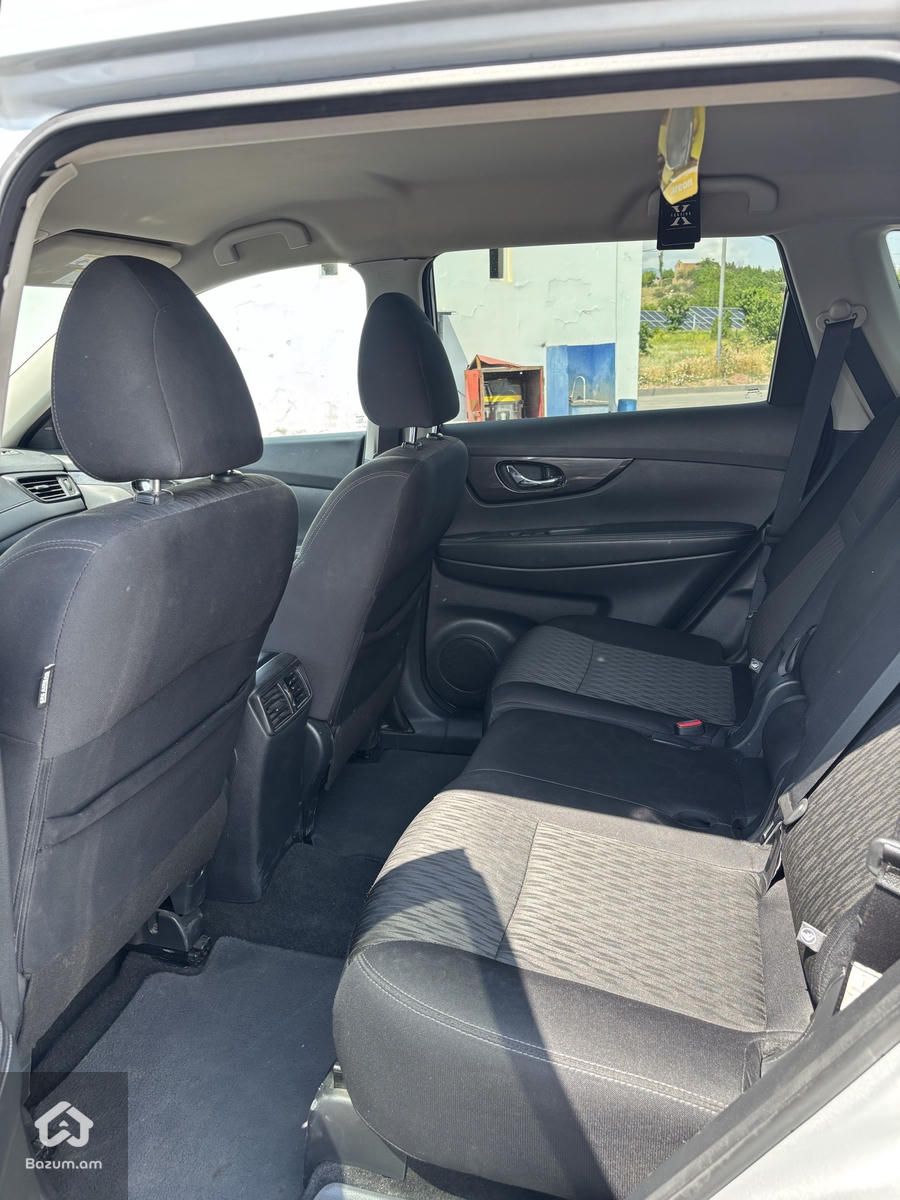 Nissan - image 10