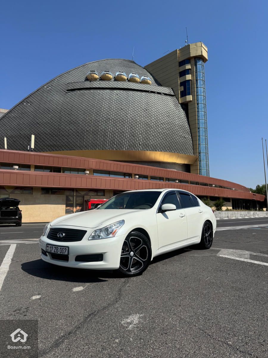 Infiniti - image 1