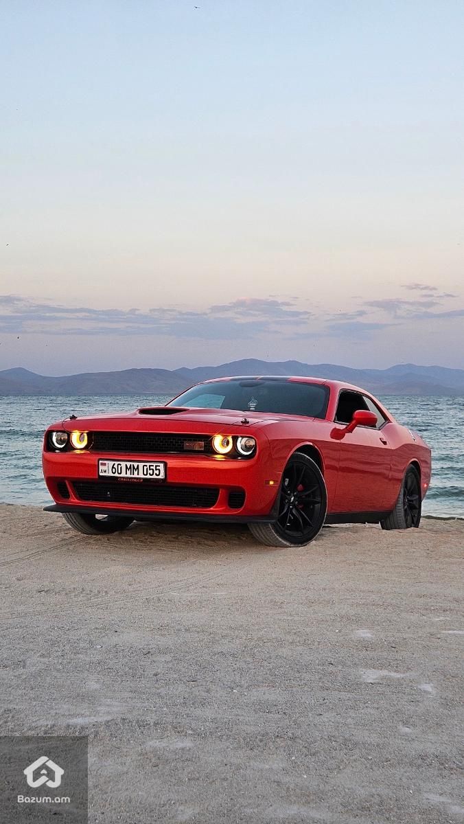 Dodge Challenger  - image 2