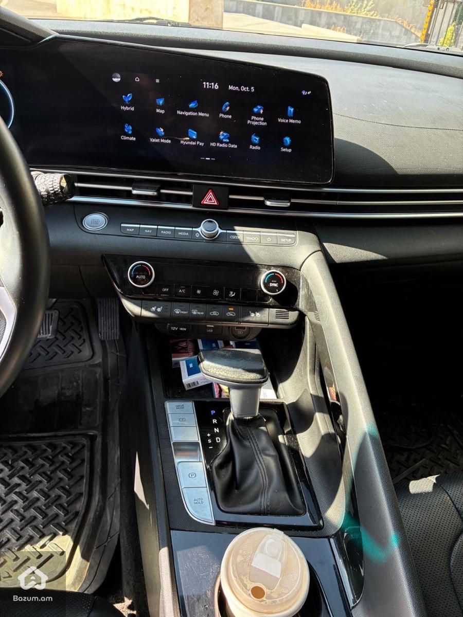 Hyundai Elantra 2021 - image 11