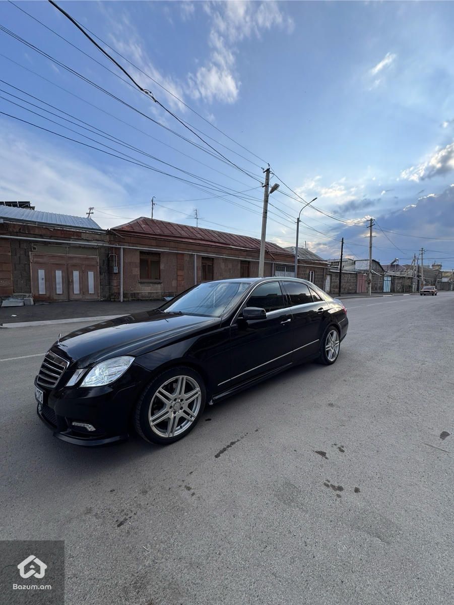 Mercedes-benz E-350 - image 1