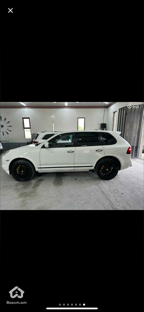 Porsche - image 3