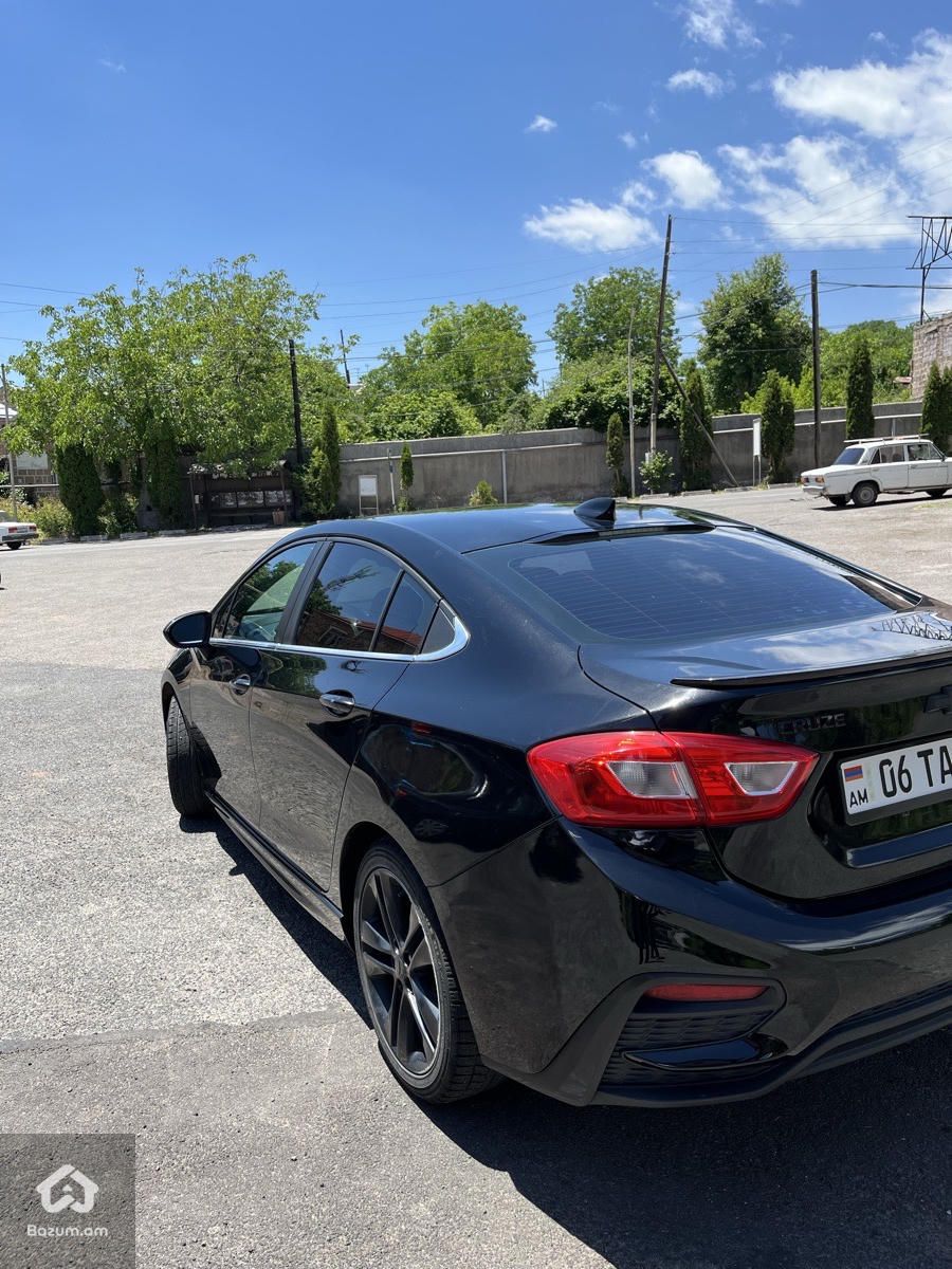 Chevrolet Cruze 2017 - image 3