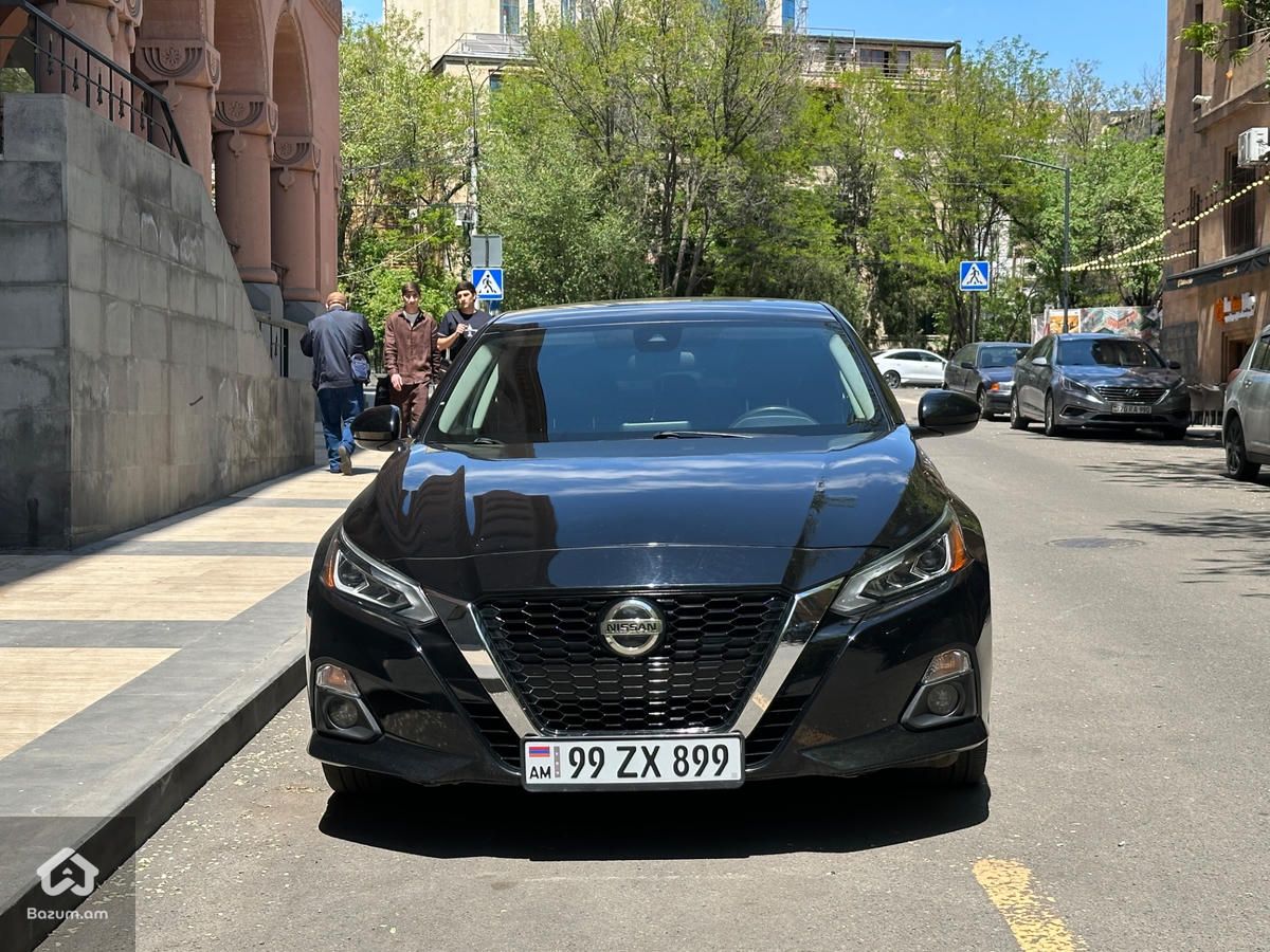 Nissan Altima 2022 SR - image 2