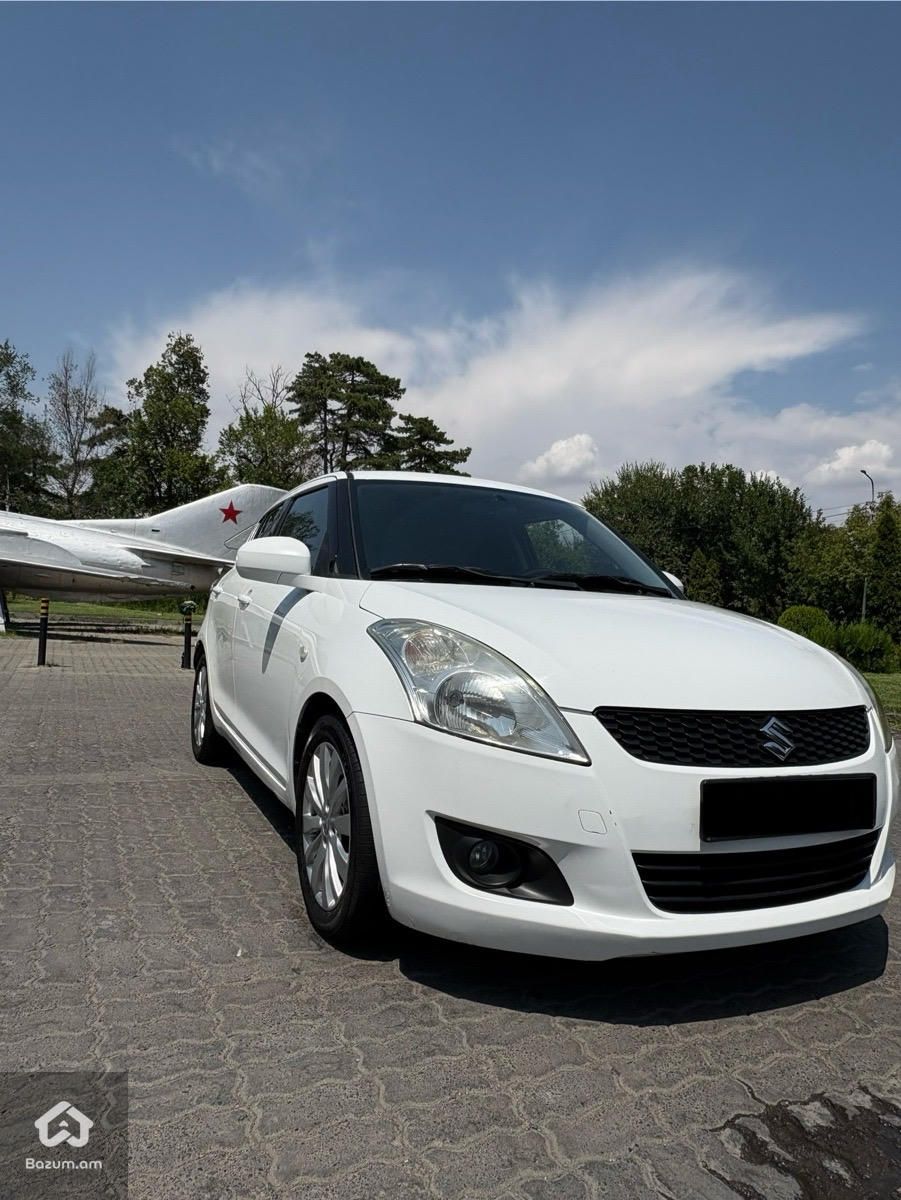 Suzuki Swift 2012 - image 4
