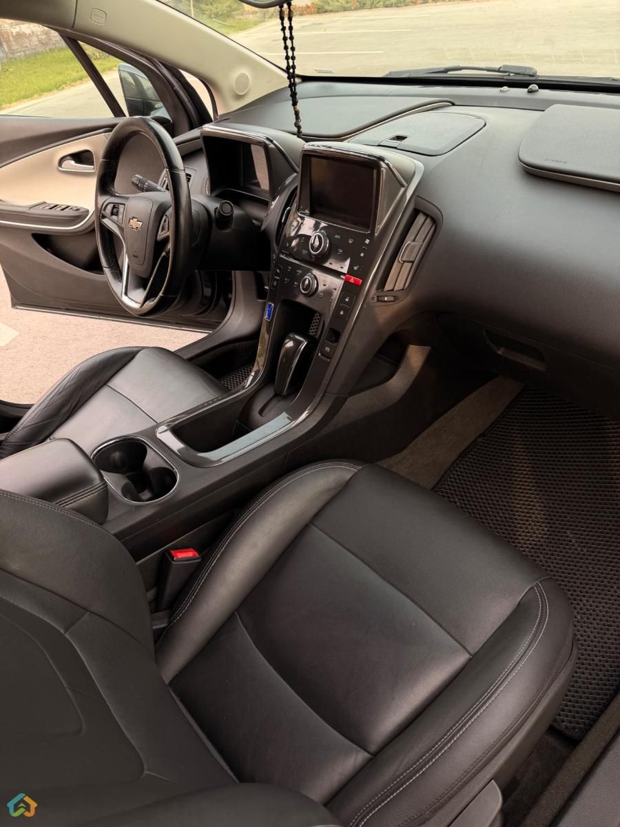 Chevrolet Volt 2014  - image 10