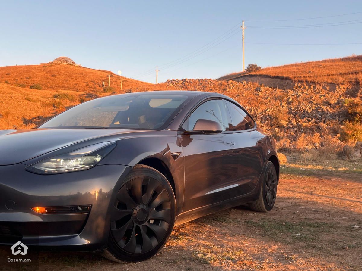 Tesla Model 3 2023 - image 3