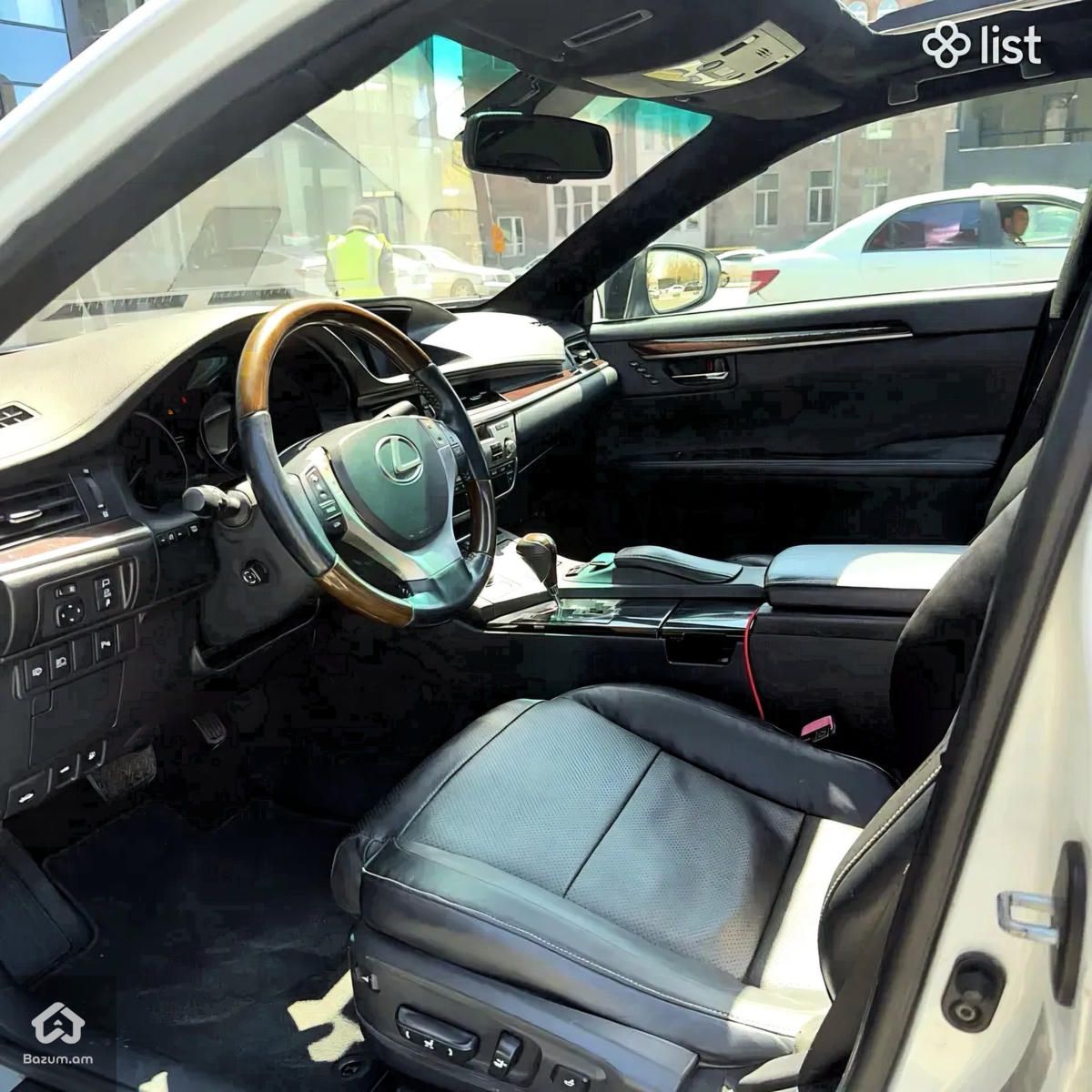 Lexus - image 18