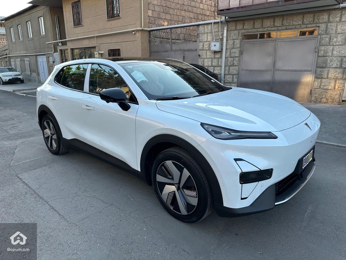 Changan Deepal S05 2026 - image 1