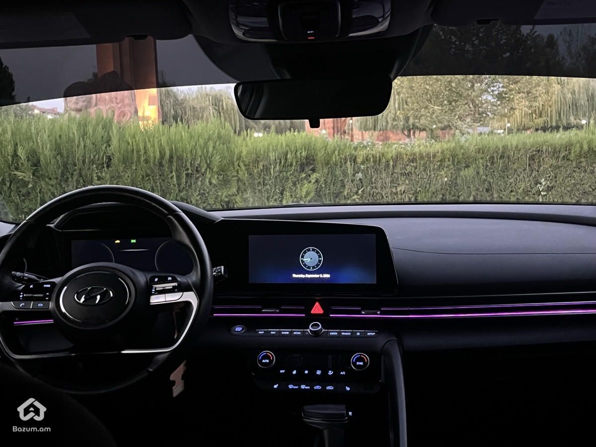 Hyundai Elantra 2023 - image 10