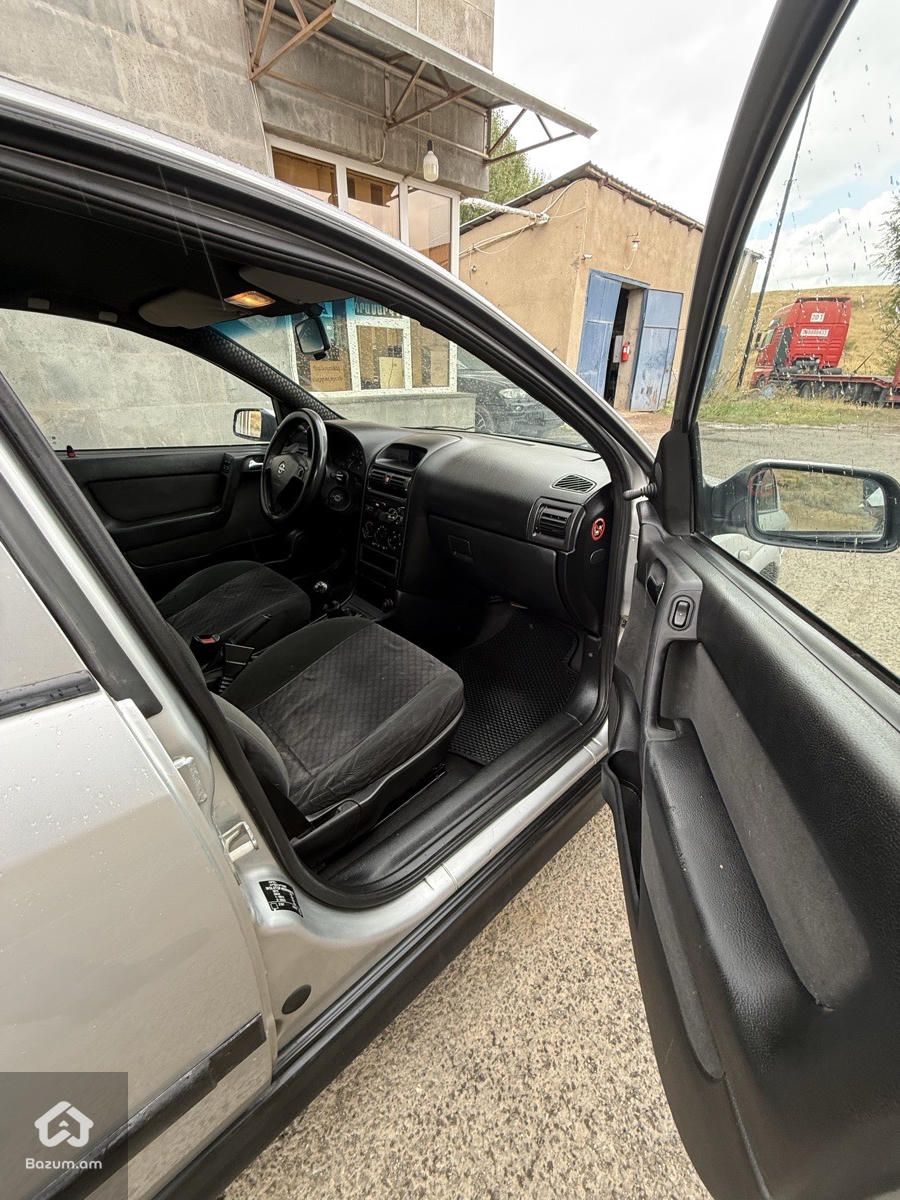 Opel Astra 2002 - image 8