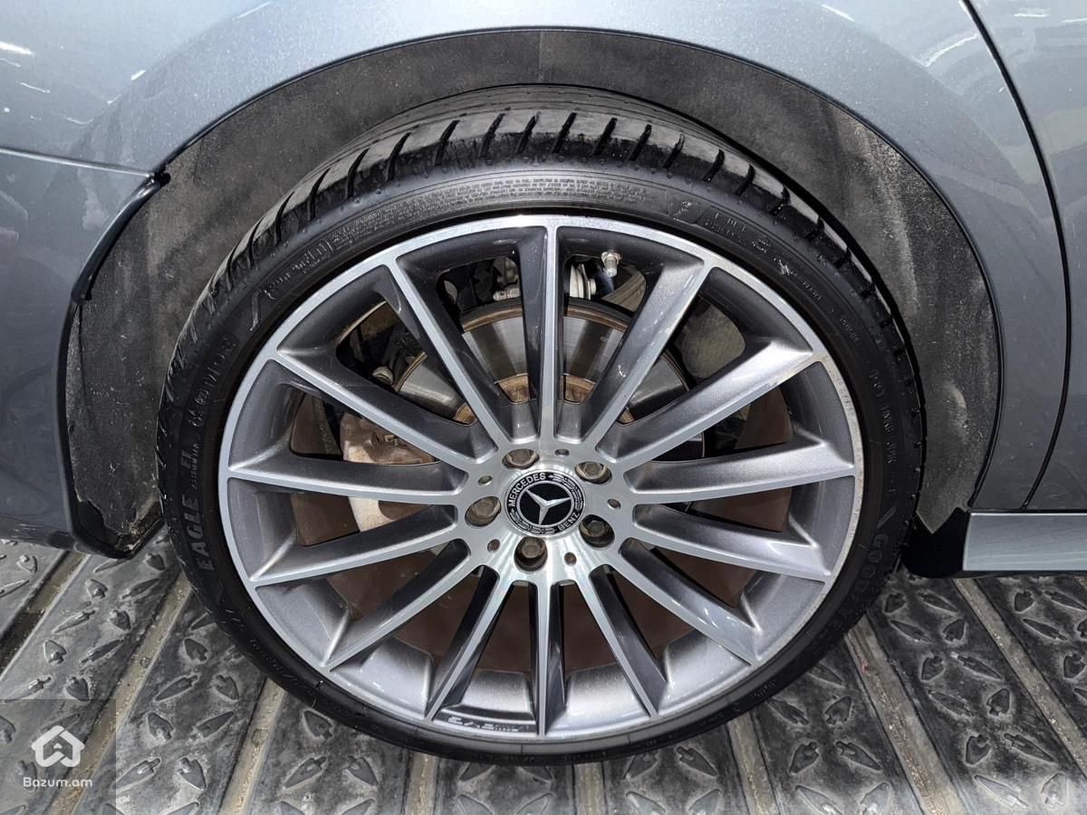 Mercedes Benz E350 AMG Line W213 - image 51