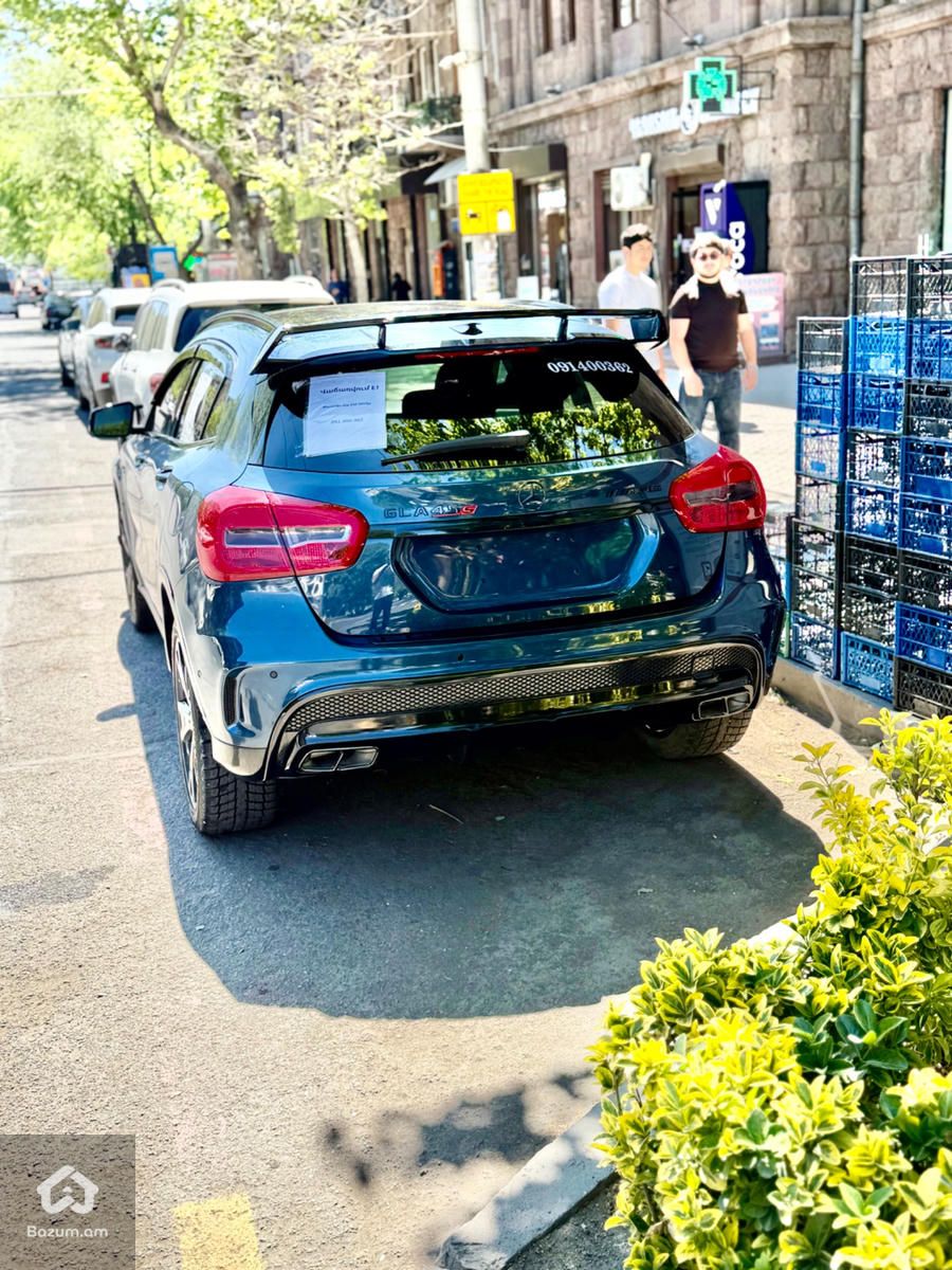 Mercedes Gla AMG package - image 11