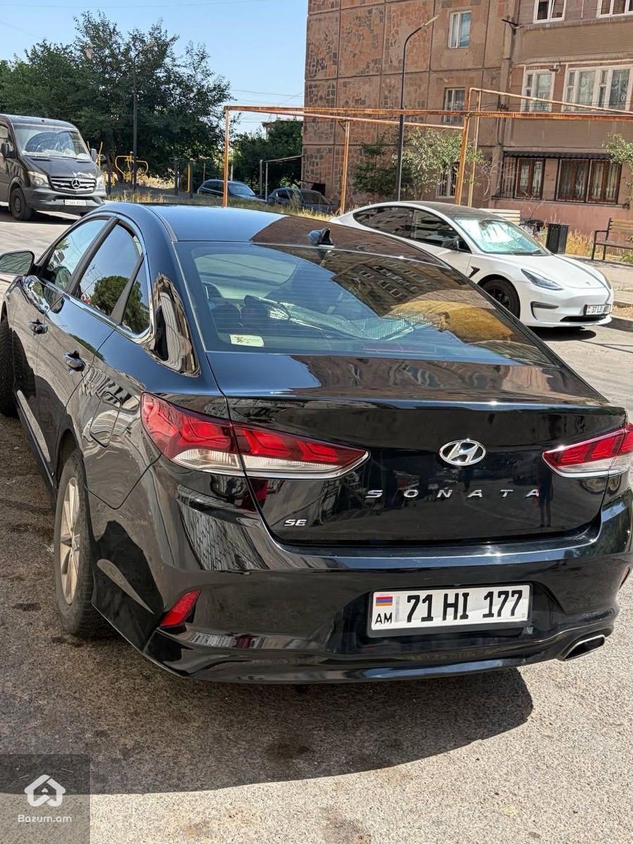 Hyundai Sonata 2018 - image 2