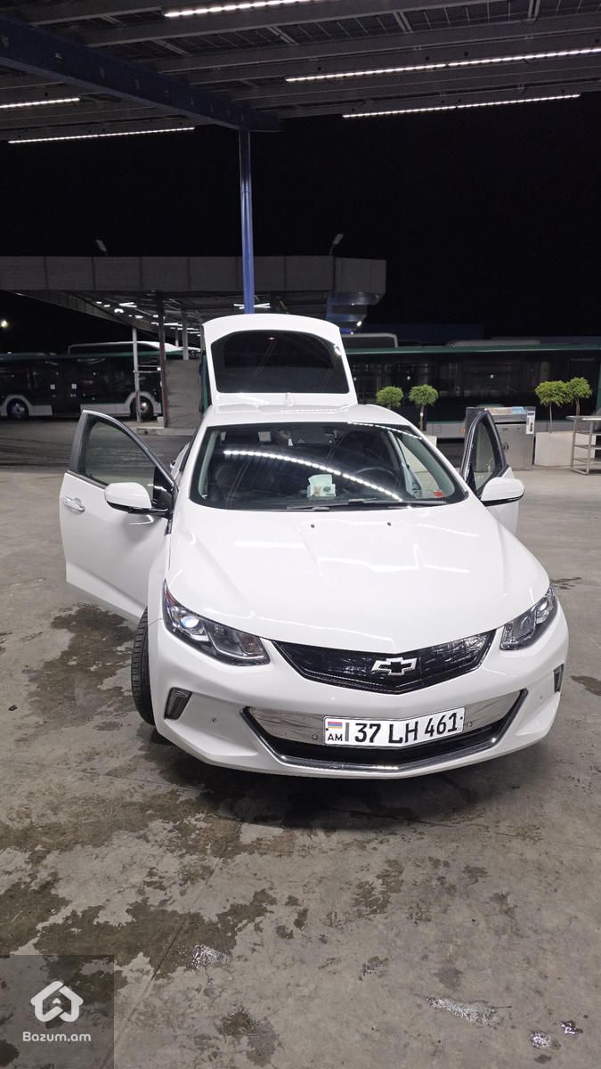 Chevrolet Volt 2017 Premium Plus - image 5