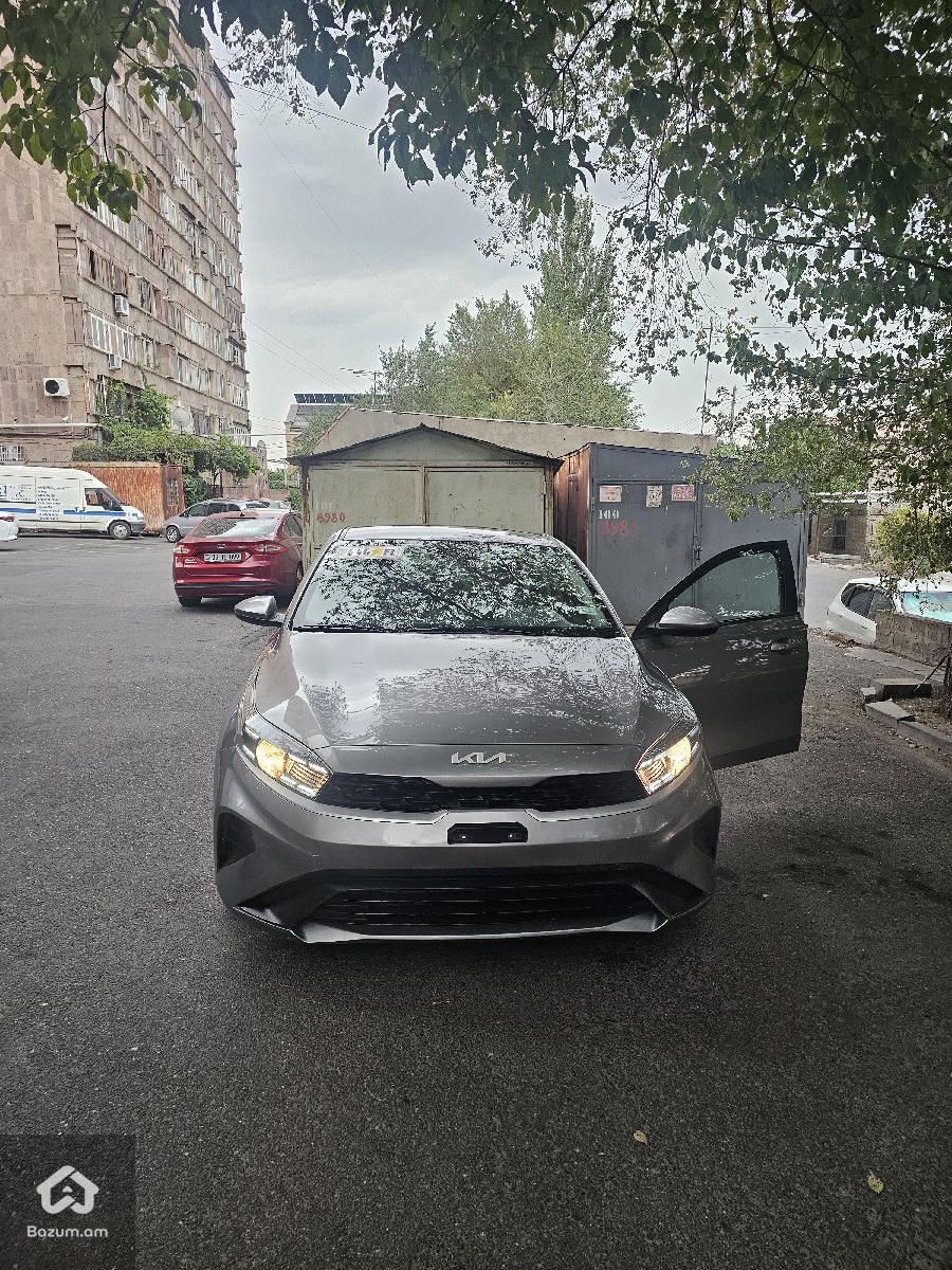 Kia Forte 2024 - image 6
