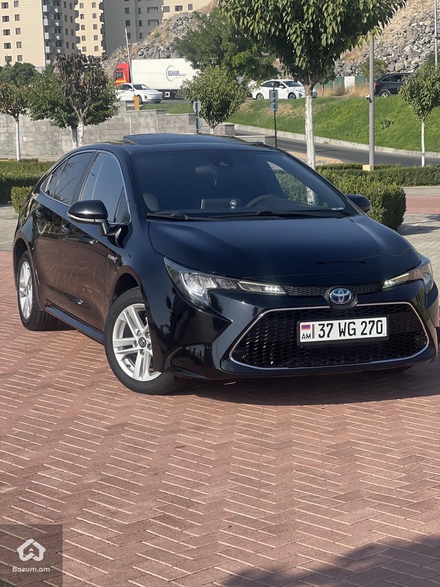 Toyota Corolla 2020 - image 1