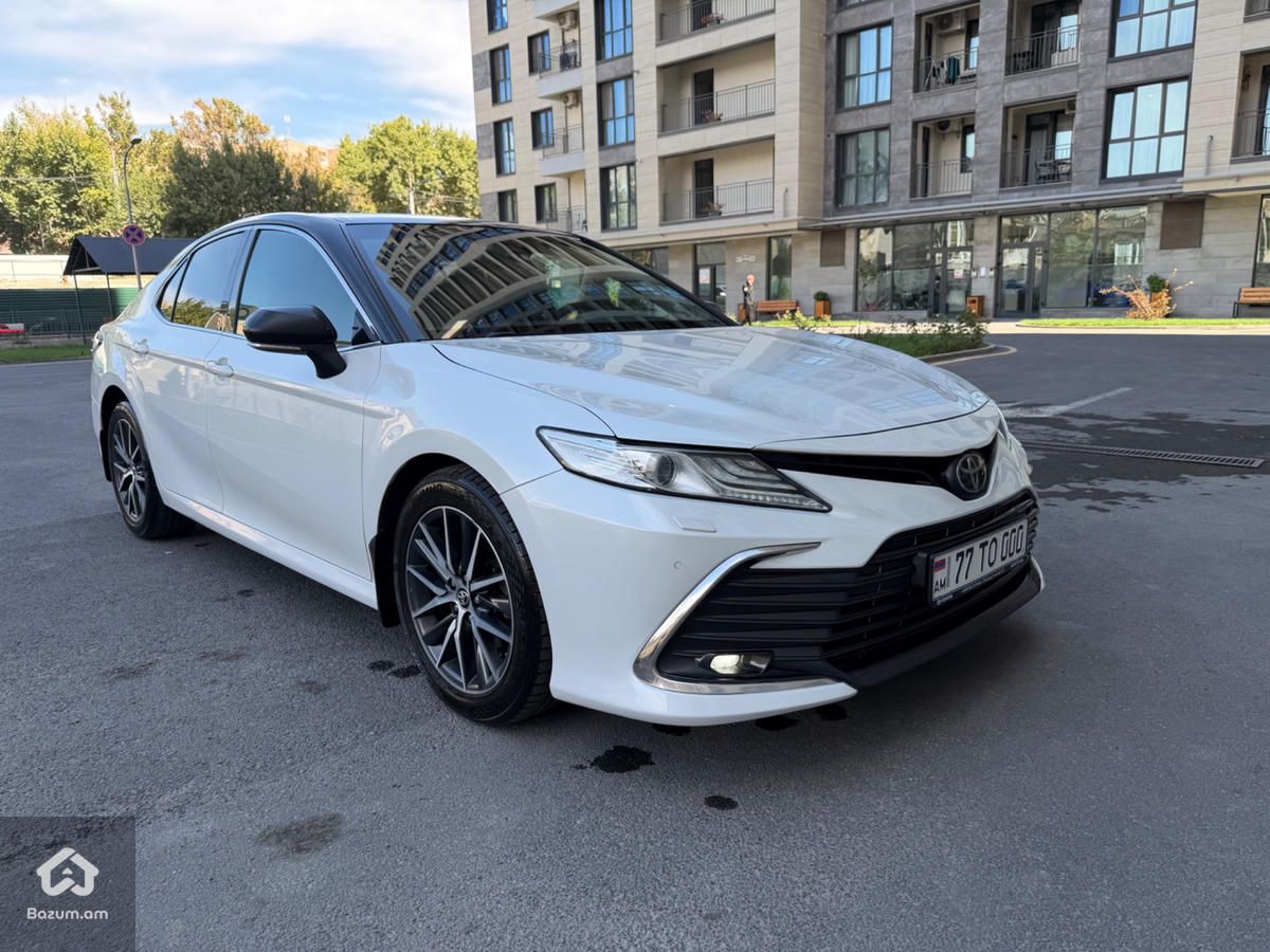 Toyota Camry 2021 - image 3