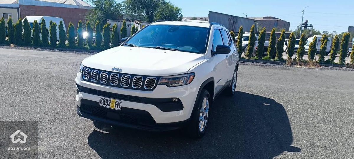 Jeep Compass 2022 - image 1