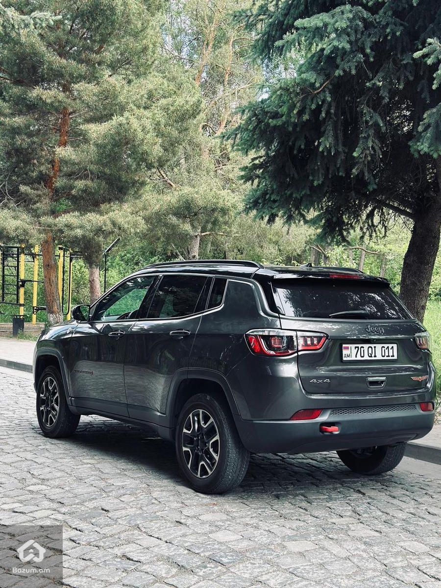Jeep Compass Trailhawk - image 4