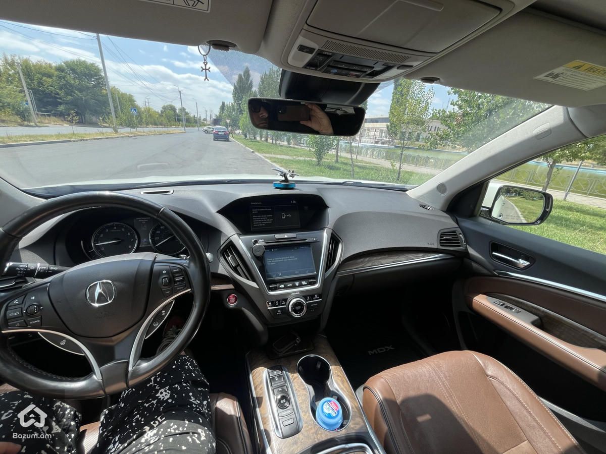 Acura MDX 2018 - image 12