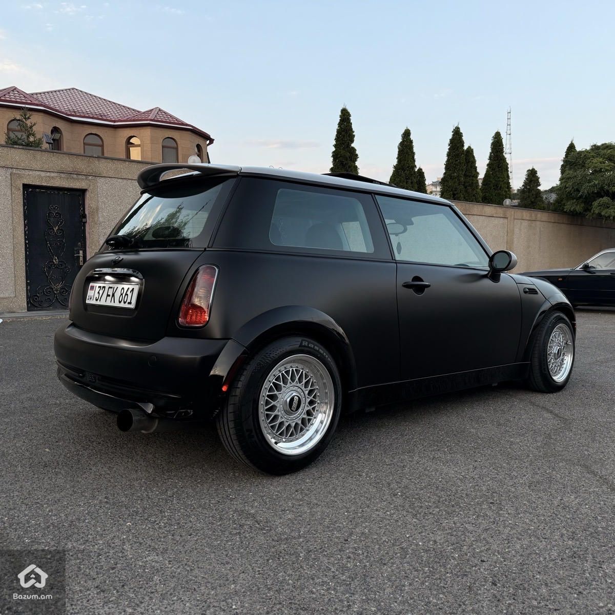 Mini Cooper - image 5