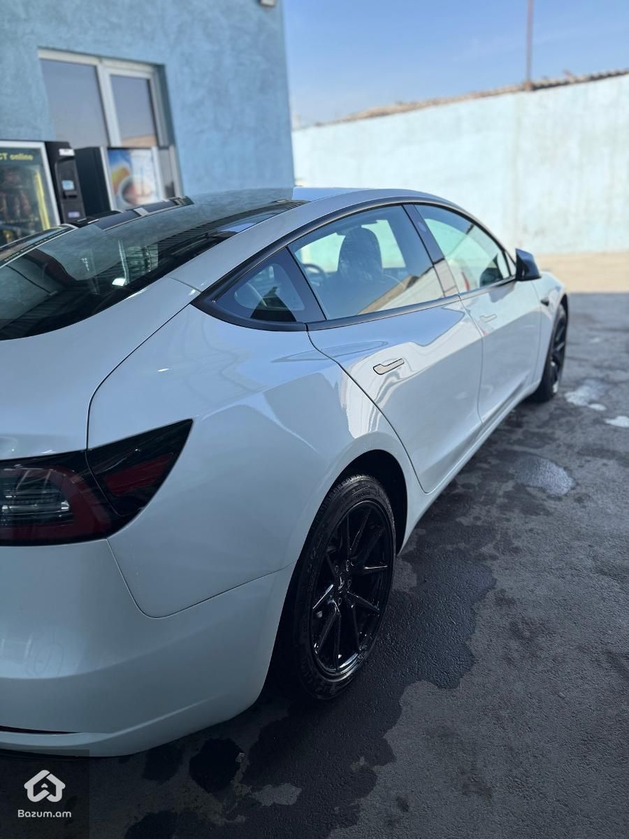 2023 tesla model 3 - image 3