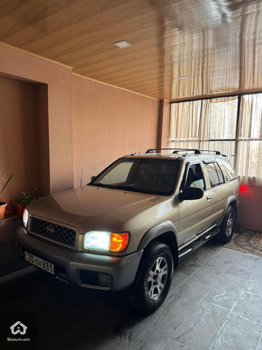 nissan pathfinder - image 4