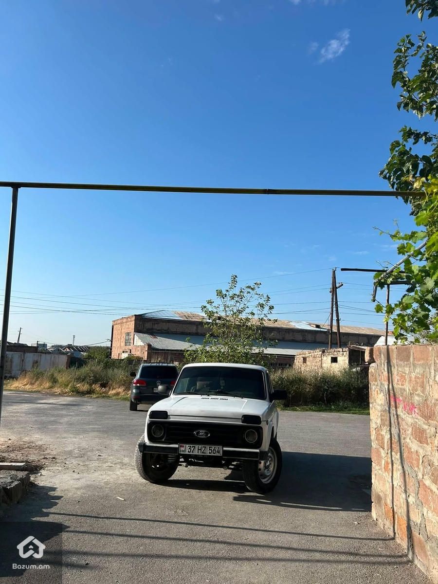 VAZ (Lada) Niva 2004 - image 1