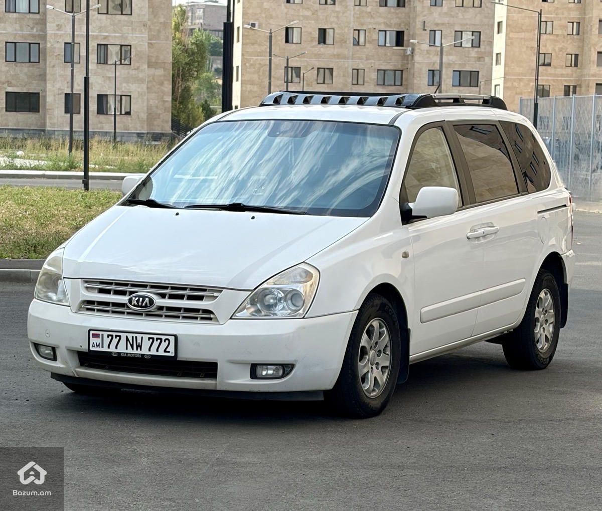 Kia Carnival 2007 - image 1