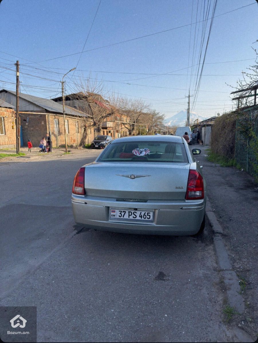 Վաճառվում է Chrysler 300 - image 5