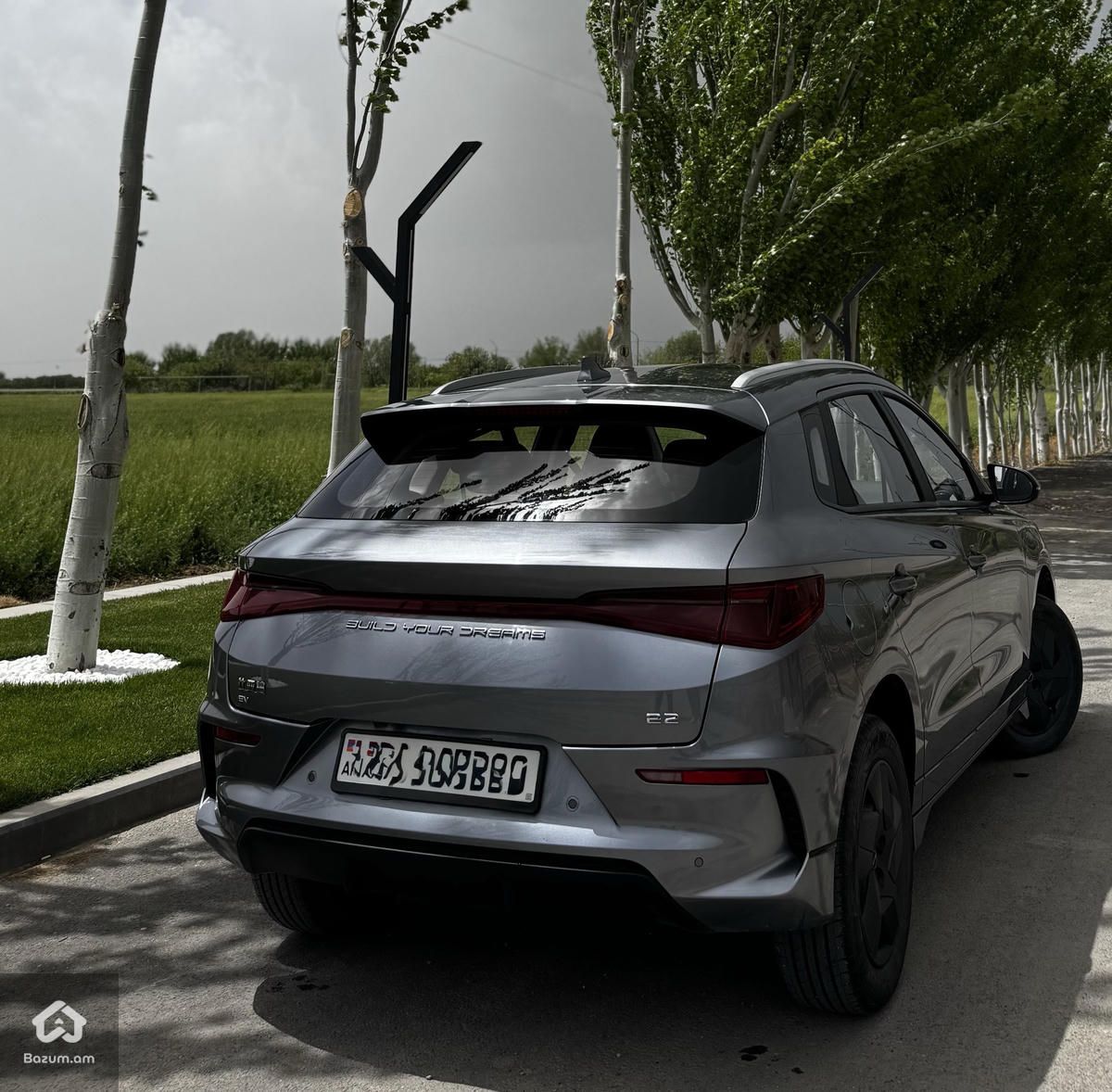 BYD e2, 2024 - image 4