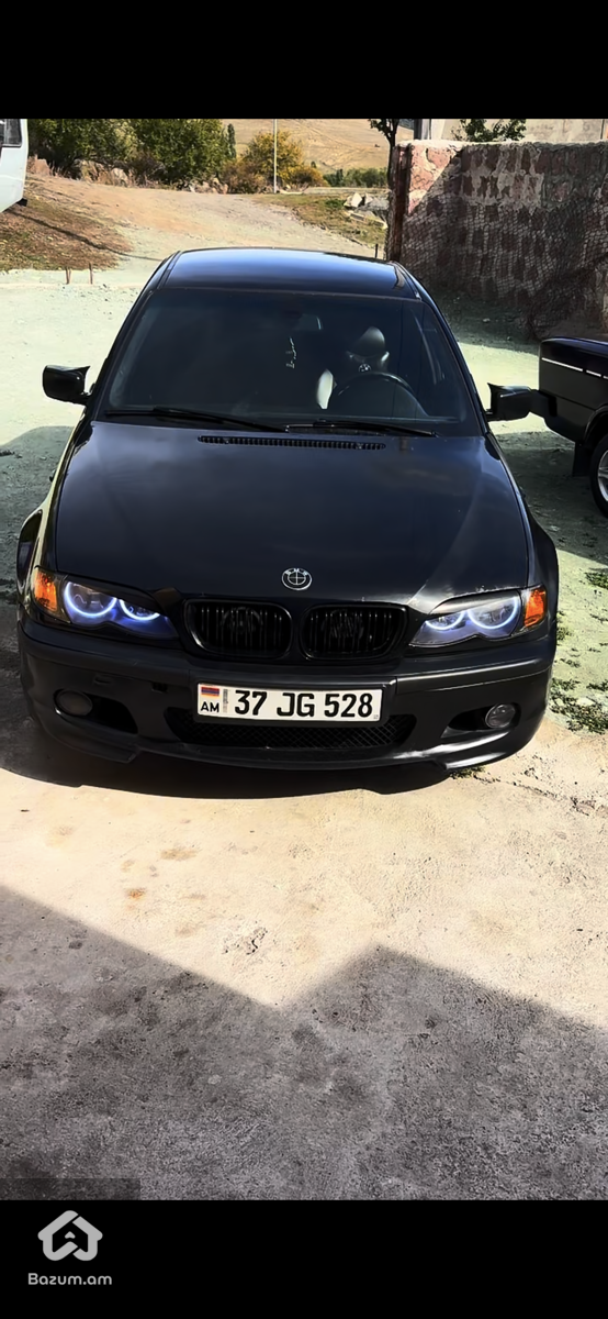 BMW e46 2004 - image 1
