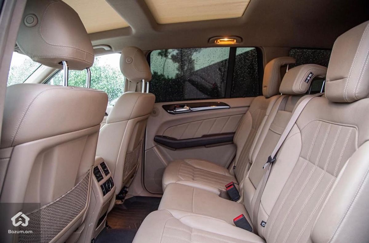 Mercedes-Benz GL 450 - image 9