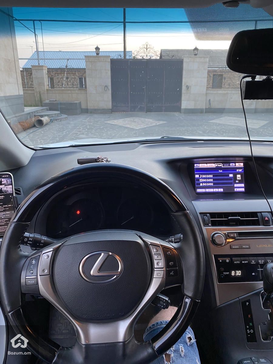 LEXUS RX350 - image 4