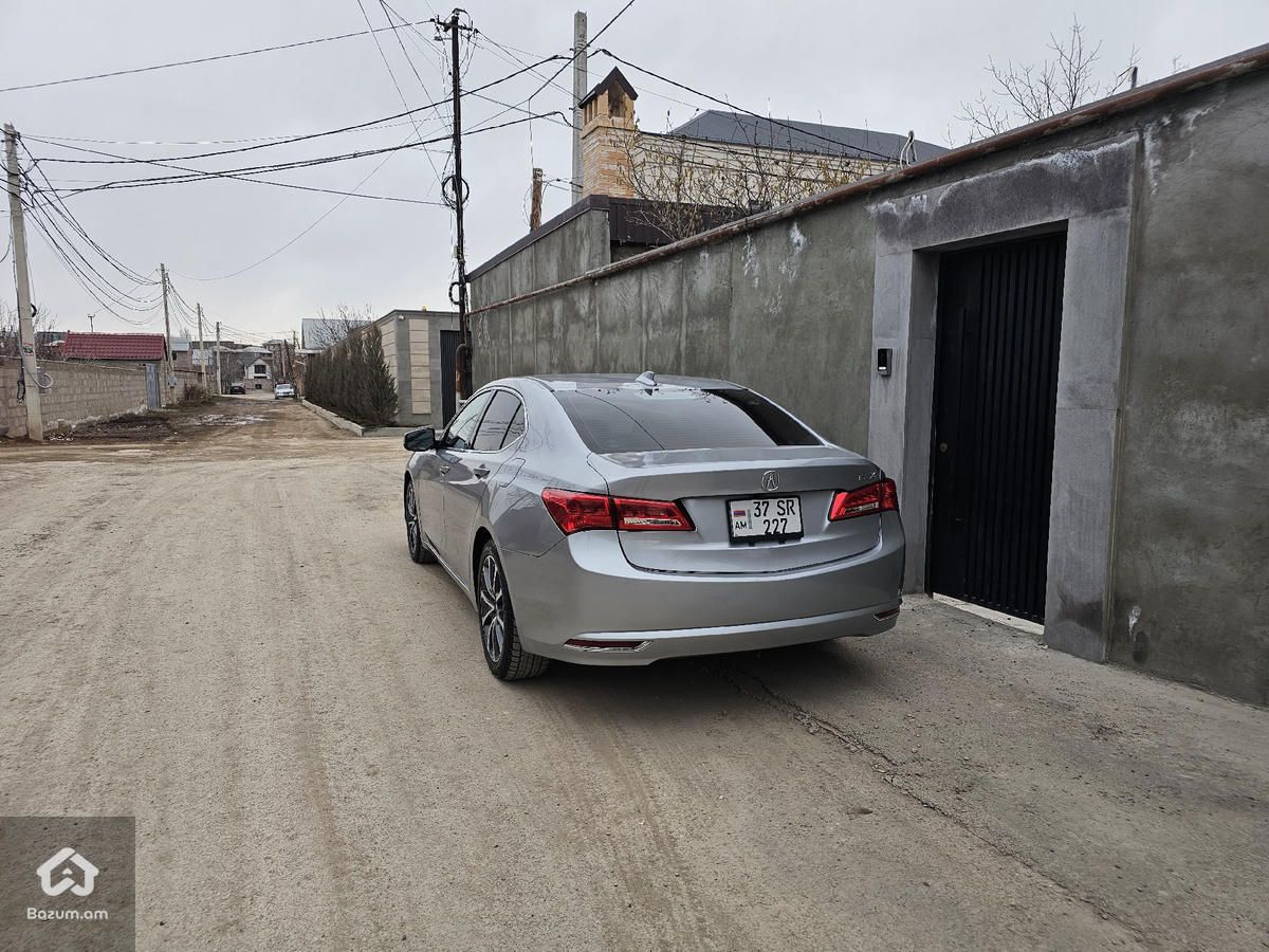 Acura TLX - image 3
