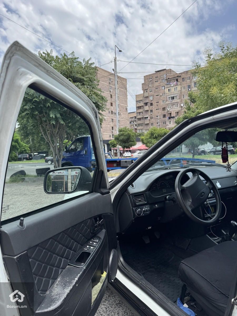 VAZ (Lada) Priora 2009 - image 5