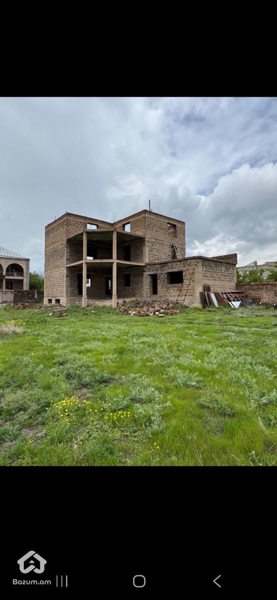 Պրեմիոում բազմաֆունկցիոնալ գույք Պտղնիում - image 3