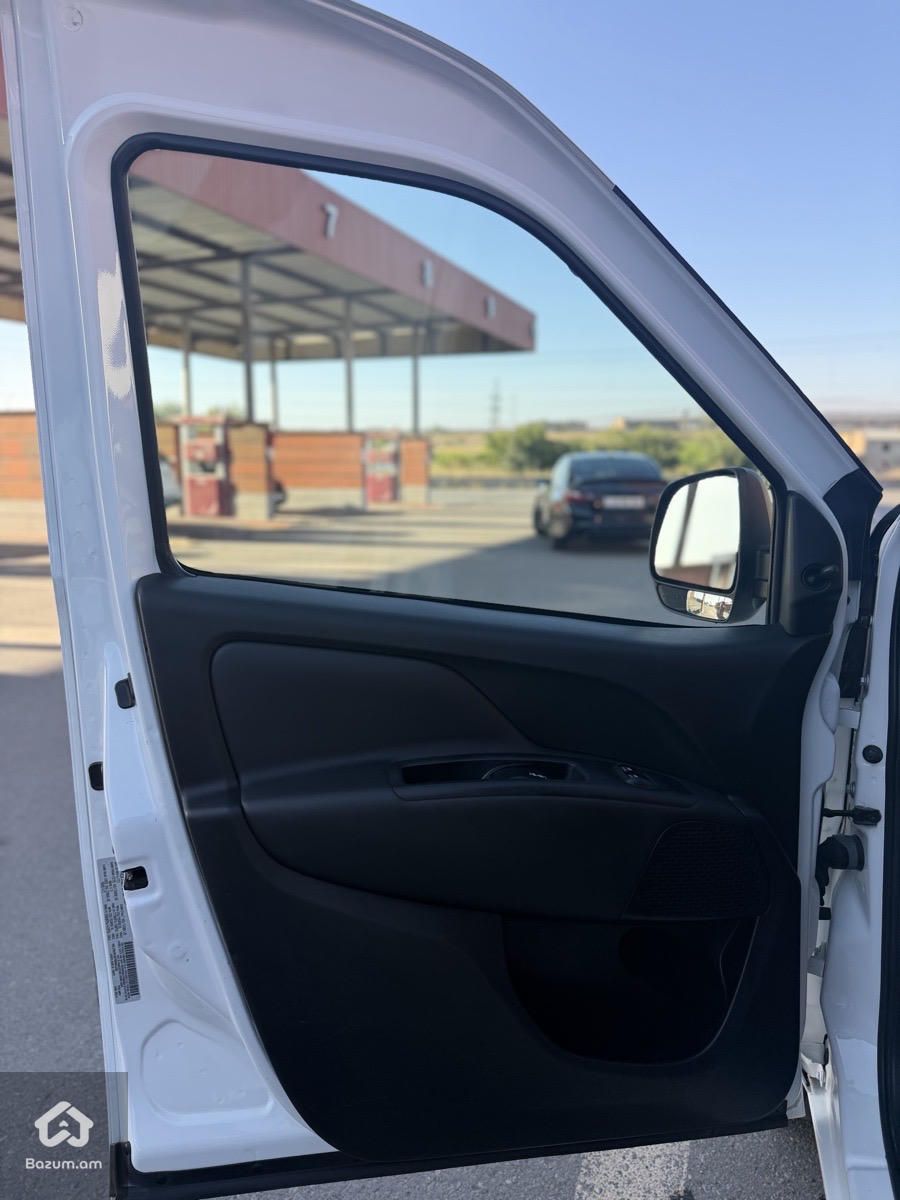 RAM PROMASTER CITY 2022 - image 24