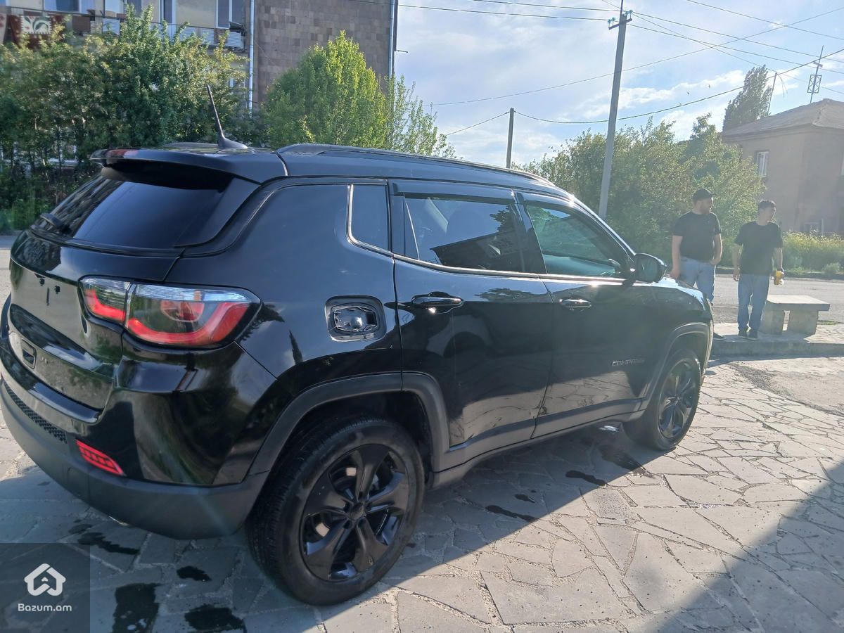 jeep compass - image 4
