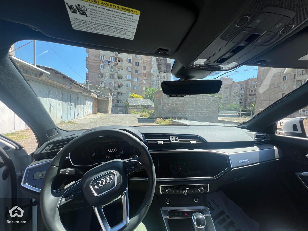 Audi Q3 Premium S Line 45 Quattro - image 12
