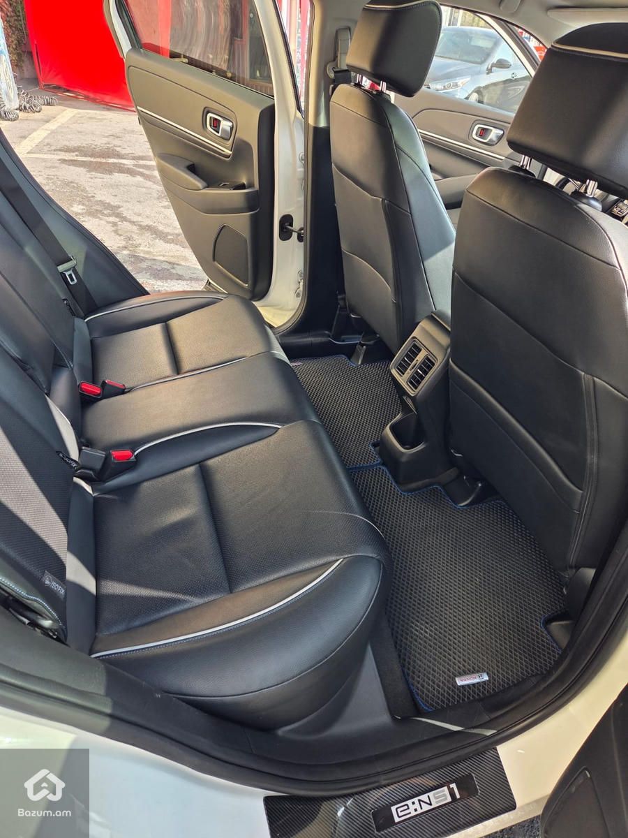 Honda - image 4