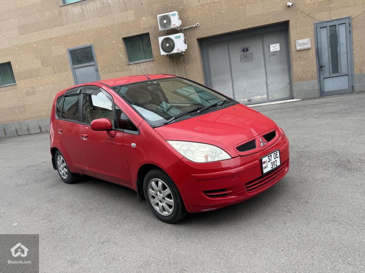 Mitsubishi Colt - image 1